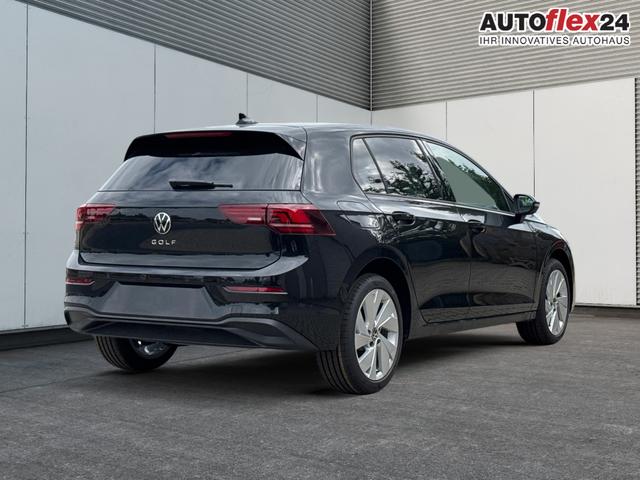 Volkswagen / Golf / Schwarz / / / ACC+SHZ+KLIMA+KAMERA+APP CONNECT+LED+17 ALU