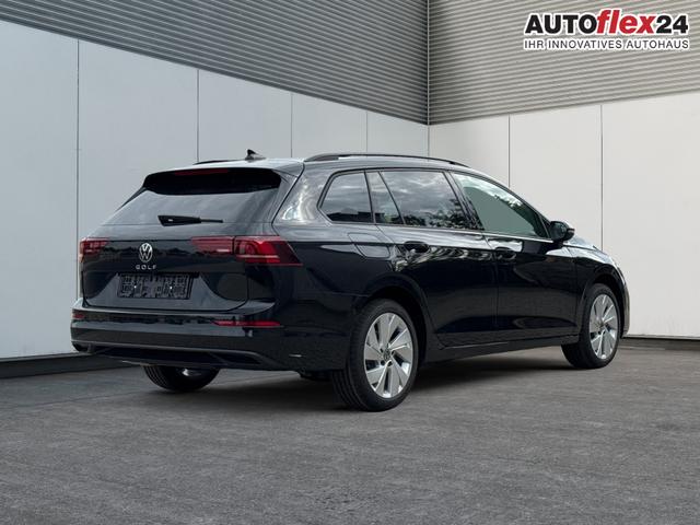 Volkswagen / Golf Variant / Schwarz / / / AHK+ACC+eHK+KAMERA+SHZ+KLIMA+LED+17 ALU