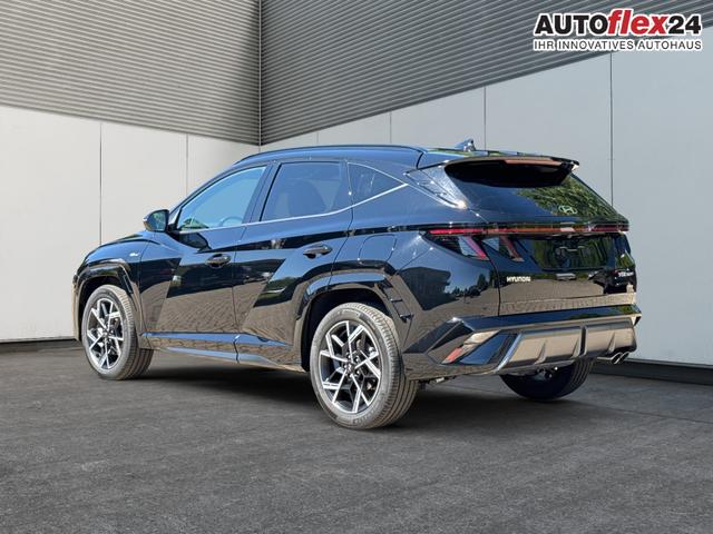 Hyundai / TUCSON / Schwarz / / / 4WD+NAVI+KAMERA+SHZ+LED+19''ALU+PDC, Beispielbilder, ggf. teilweise mit Sonderausstattung
