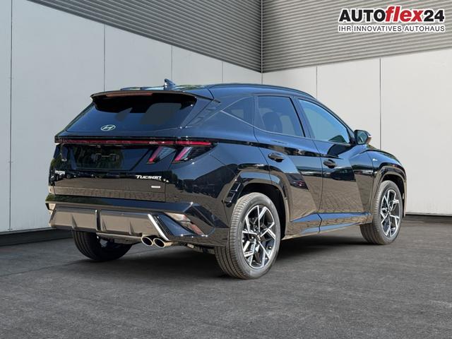 Hyundai / TUCSON / Schwarz / / / 4WD+NAVI+KAMERA+SHZ+LED+19''ALU+PDC, Beispielbilder, ggf. teilweise mit Sonderausstattung