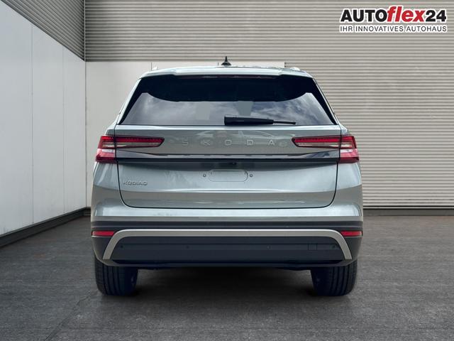Skoda / Kodiaq / Silber / / / DSG+AHK+NAVI+19'' ALU+ACC+KAMERA, Beispielbilder, ggf. teilweise mit Sonderausstattung