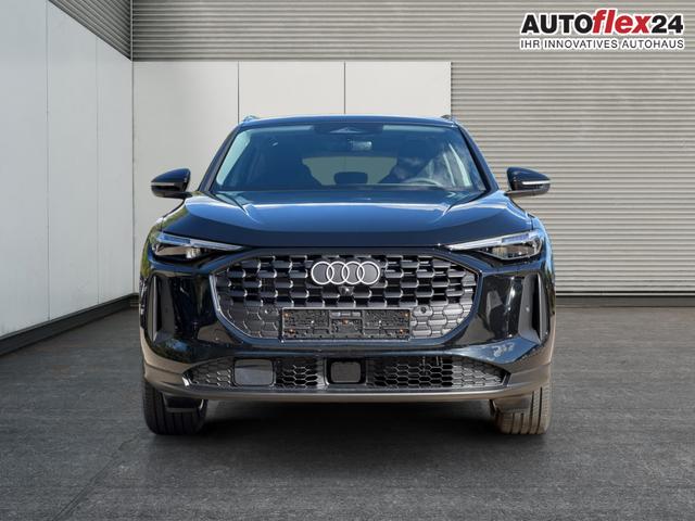Audi / Q5 / Schwarz / / / QUATTRO+NAVI+KAMERA+AHK+PANO+SHZ+PDC+ACC, Beispielbilder, ggf. teilweise mit Sonderausstattung