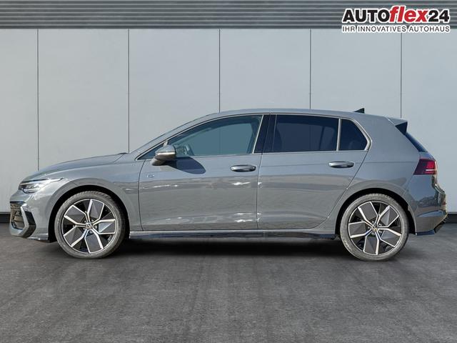 Vorlauffahrzeuge Volkswagen Golf - R-Line Limited PANO LED-PLUS ACC SHZ KEYLESS KAMERA 18" ALU