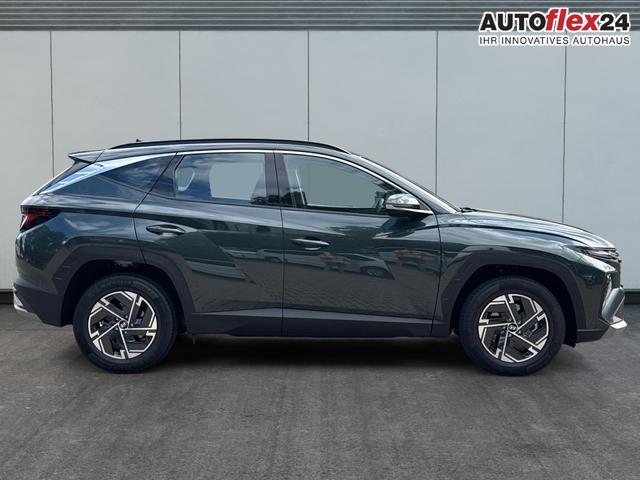 Hyundai / TUCSON / Gr&uuml;n / / / VERKAUFT | BS (03.09.2026) /// NAVI+KAMERA+SHZ+LED+TEMPOMAT+17 ALU+PDC, Beispielbilder, ggf. teilweise mit Sonderausstattung