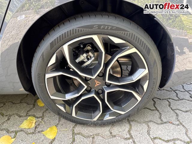 Cupra / Leon Sportstourer / Grau / / / ST AHK+NAVI+eHK+KAMERA+ACC+SHZ+18 ALU+LED