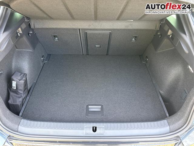 Cupra / Formentor / Grau / / / 4x4 AHK+eHK+NAVI+KAMERA+ACC+SHZ+18 ALU