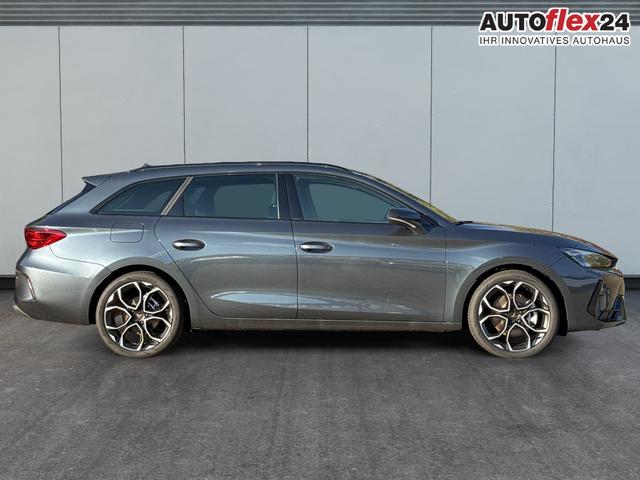 Cupra / Leon Sportstourer / Grau / / / ST AHK+NAVI+eHK+KAMERA+ACC+SHZ+18 ALU+LED, Beispielbilder, ggf. teilweise mit Sonderausstattung