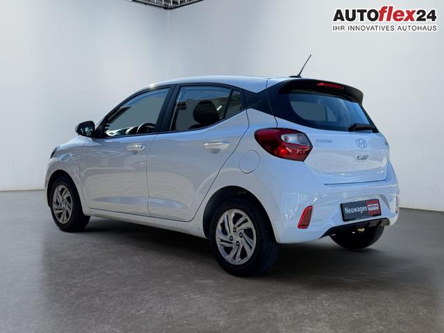 Lagerfahrzeug Hyundai i10 - Comfort 1,2 Klima MJ25 NAV CarPlay Spha BT Kam PDC