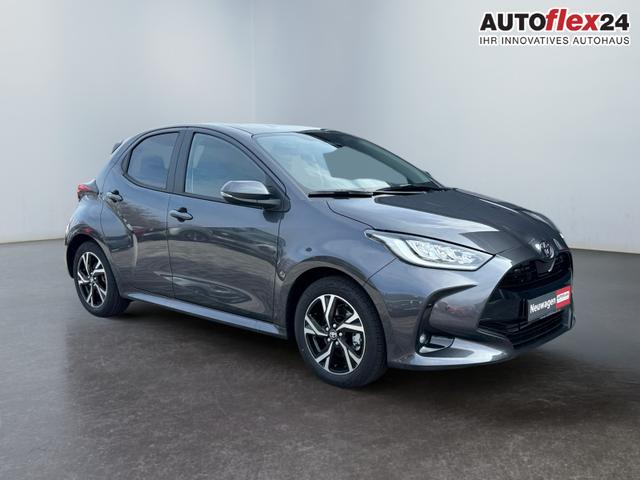 Lagerfahrzeug Toyota Yaris - 1,5 CVT Hybrid Style ACC PDC Kam Spurh