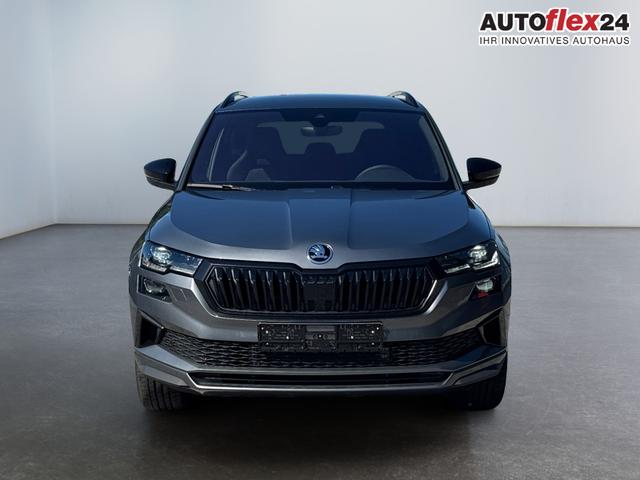 Skoda Karoq 1,5 TSI DSG Sportline 2ZKli AHK ACC SHT PDC Kam 19Zo 5JG 