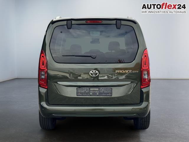 Toyota Proase Citty Lounge VIP Pano aussen bilder