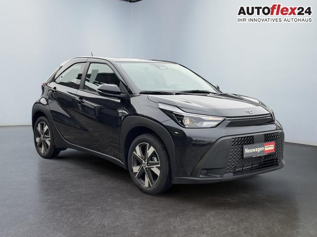 Lagerfahrzeug Toyota Aygo X - Comfort 1,5 Hybrid CVT 85 ACC 17 Zoll Alu Klimaautomatik Sitzheizung Kamera Apple CarPlay Android