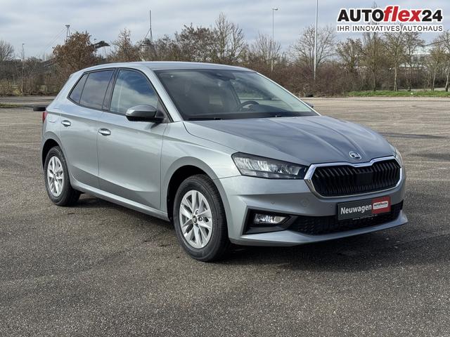 Lagerfahrzeug Skoda Fabia - 1,0 TSI DSG Extra Plus 2 ZoKlima ACC Navi 2x Einparkhilfe Kessy beheiztes Lenkrad Sitzheizung Sunset 5J Garantie