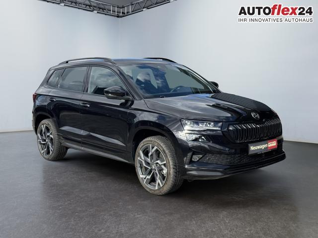 Lagerfahrzeug Skoda Karoq - Sportline 2,0 TSI 4x4 DSG 2ZKlima AHK Standheizung Canton Totewinkel 4 x Sitzheizung 2 Einparkhilfe Kamera 19 Zoll Felgen adaptiver Tempomat 5J Garantie