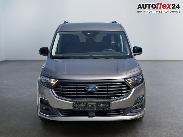 Ford Grand Tourneo Titanium