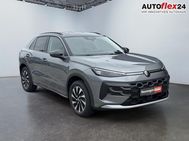 Lagerfahrzeug Volkswagen T-Roc - 1,5 eTSI DSG LIFE LED Plus Anh&auml;ngerkupplung Navigation Digital Pro Sitzheizung beheiztes Lenkrad 17 Zoll Alu 5J Garantie