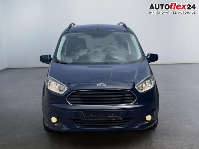 Gebraucht Ford Tourneo Courier Titanium kaufen