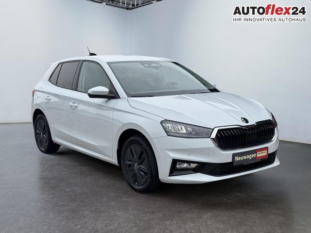 Lagerfahrzeug Skoda Fabia - Extra Plus 1,5 TSI 2 ZoKlima ACC Navi 2x Einparkhilfe Kessy beheiztes Lenkrad Sitzheizung Sunset 5J Garantie