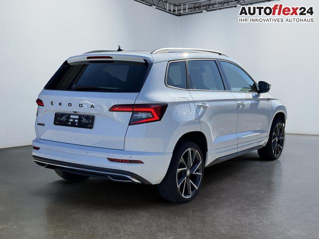Skoda Karoq 1,5 TSI DSG Sportline Pano Standh Navi SHZ 8fach 