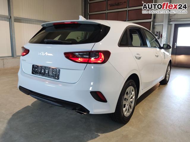 Kia / Ceed Sportswagon / Weiß / / / 