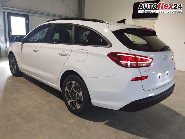 Hyundai / i30 Kombi / Wei&szlig; / / / , Beispielbilder, ggf. teilweise mit Sonderausstattung