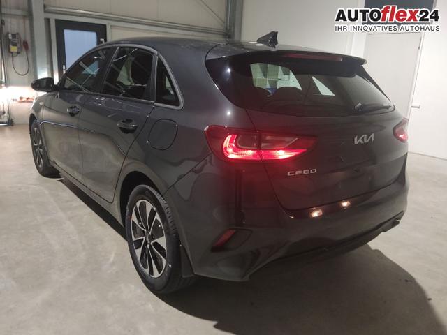 Kia / Ceed Sportswagon / Grau / / / , Beispielbilder, ggf. teilweise mit Sonderausstattung