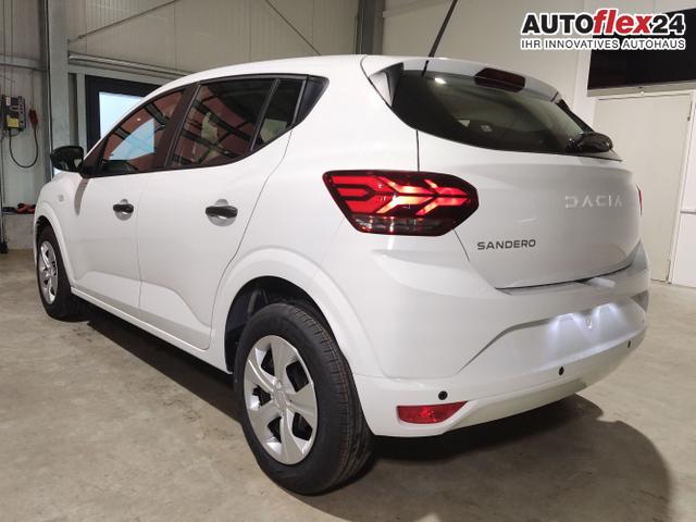 Dacia / Sandero / Weiß / / / , Beispielbilder, ggf. teilweise mit Sonderausstattung