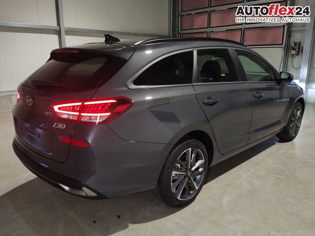 Hyundai / i30 Kombi / Grau / / / , Beispielbilder, ggf. teilweise mit Sonderausstattung