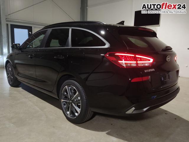 Hyundai / i30 Kombi / Schwarz / / / , Beispielbilder, ggf. teilweise mit Sonderausstattung