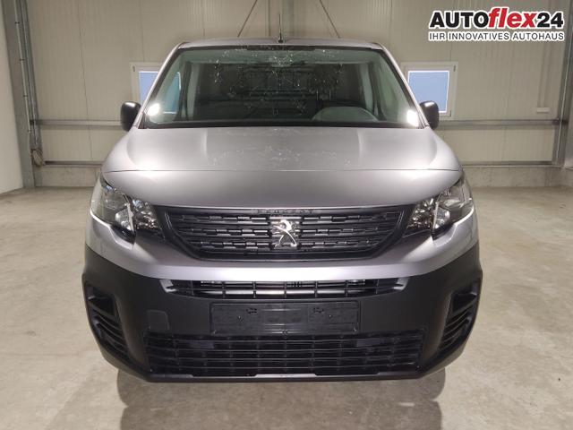 Peugeot / Partner / Grau / / / , Beispielbilder, ggf. teilweise mit Sonderausstattung