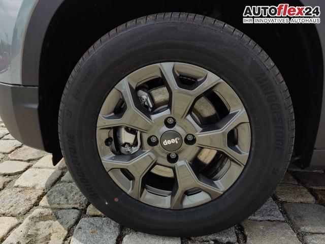 Jeep / Avenger / Grau / / / , Beispielbilder, ggf. teilweise mit Sonderausstattung