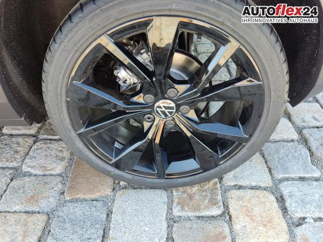 Vorlauffahrzeuge Volkswagen T-Roc - Style 1,5 TSI 150 PS DSG AHK-IQ Light-Navi-ACC-Kamera-19 "Alu-IQ Drive