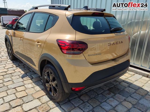 Dacia / Sandero Stepway / Beige / / / 