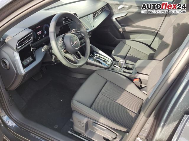 Audi / A3 Sportback / Grau / / / 