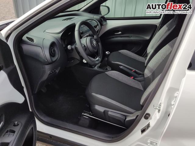 Toyota / Aygo X / Weiß / / / 