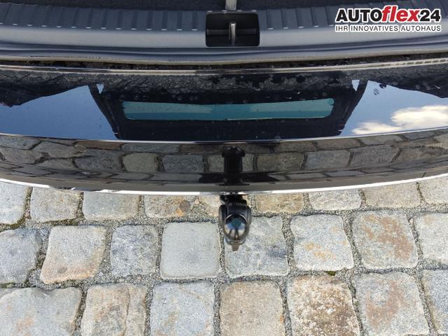 Skoda / Karoq / Schwarz / / / , Beispielbilder, ggf. teilweise mit Sonderausstattung