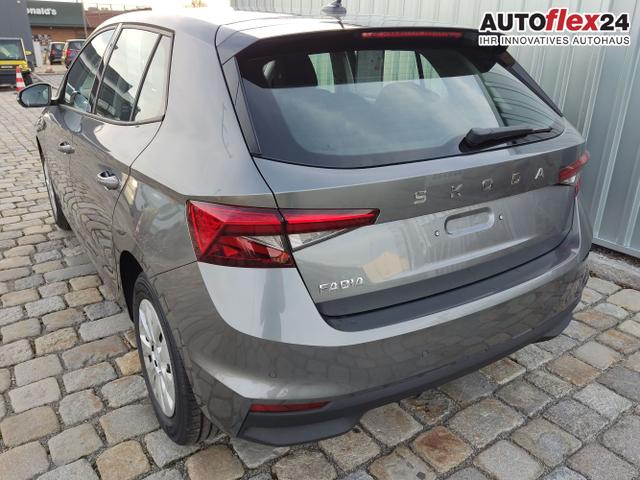 Skoda / Fabia / Grau / / / , Beispielbilder, ggf. teilweise mit Sonderausstattung