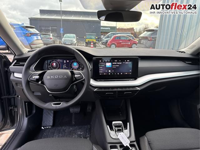 Skoda / Octavia Combi / Grau / / / , Beispielbilder, ggf. teilweise mit Sonderausstattung