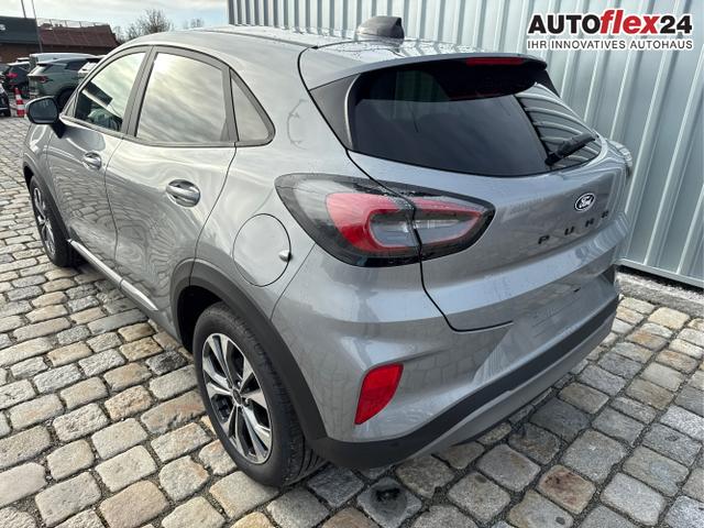 Ford / Puma / Grau / / / 