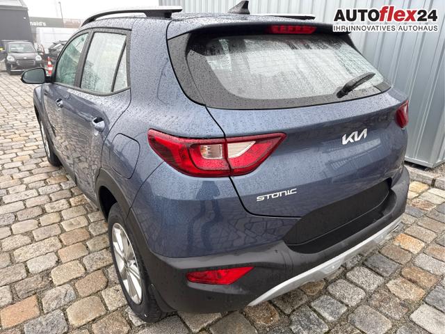 Kia / Stonic / Blau / / / , Beispielbilder, ggf. teilweise mit Sonderausstattung