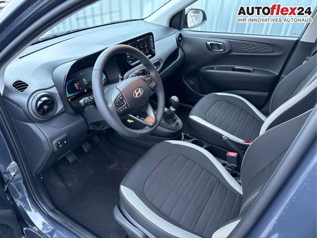 Hyundai / i10 / Grau / / / 