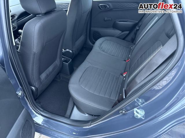 Hyundai / i10 / Grau / / / 