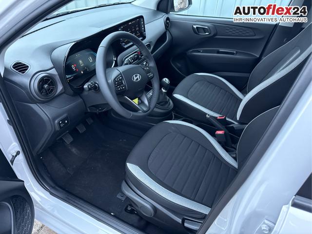 Hyundai / i10 / Silber / / / 