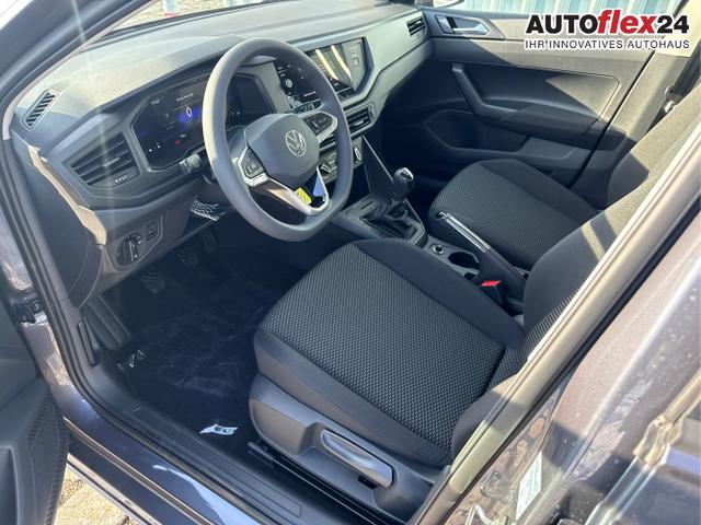 Volkswagen / POLO / Grau / / / 