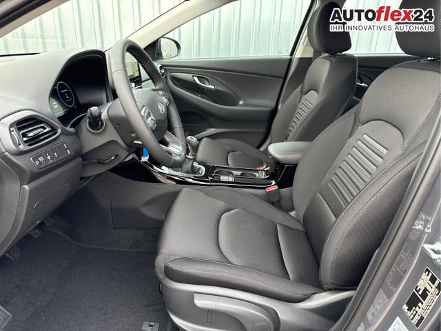 Hyundai / i30 / Grau / / / 