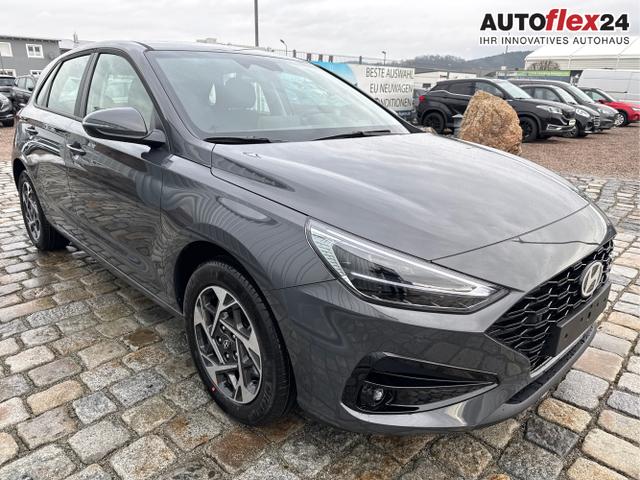 Hyundai / i30 / Grau / / / 