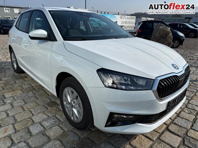 Skoda / Fabia / Wei&szlig; / / / , Beispielbilder, ggf. teilweise mit Sonderausstattung