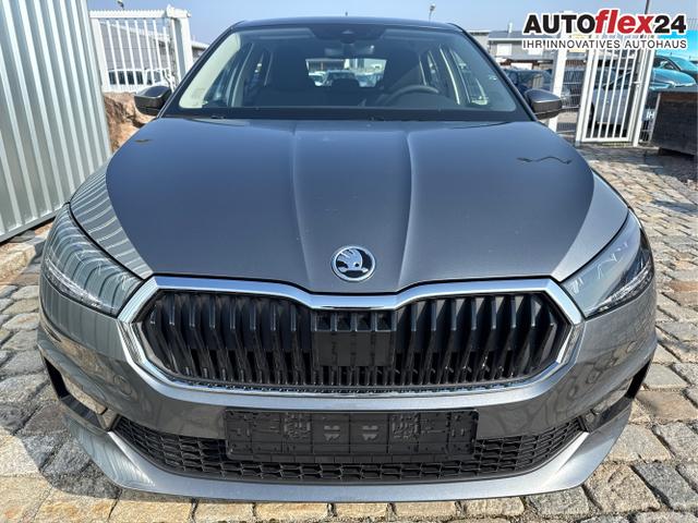 Vorlauffahrzeuge Skoda Fabia - Sondermodell 130 Jahre Selection Plus 1.0 TSI 85kW/116 PS -DSG-AppleCarPlay-AndroidAuto-LED-PDC-Kamera-Winterpaket-Sitzheizung-DAB-Klima-Tempomat-ALU 15"-Sofort verf&uuml;gbar