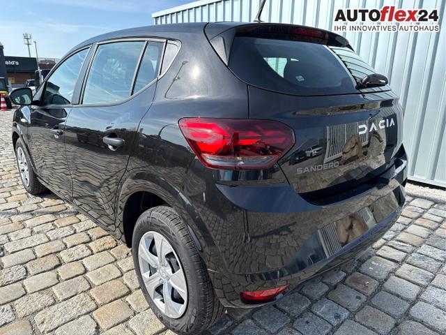 Dacia / Sandero / Schwarz / / / , Beispielbilder, ggf. teilweise mit Sonderausstattung