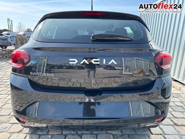 Dacia / Sandero / Schwarz / / / , Beispielbilder, ggf. teilweise mit Sonderausstattung